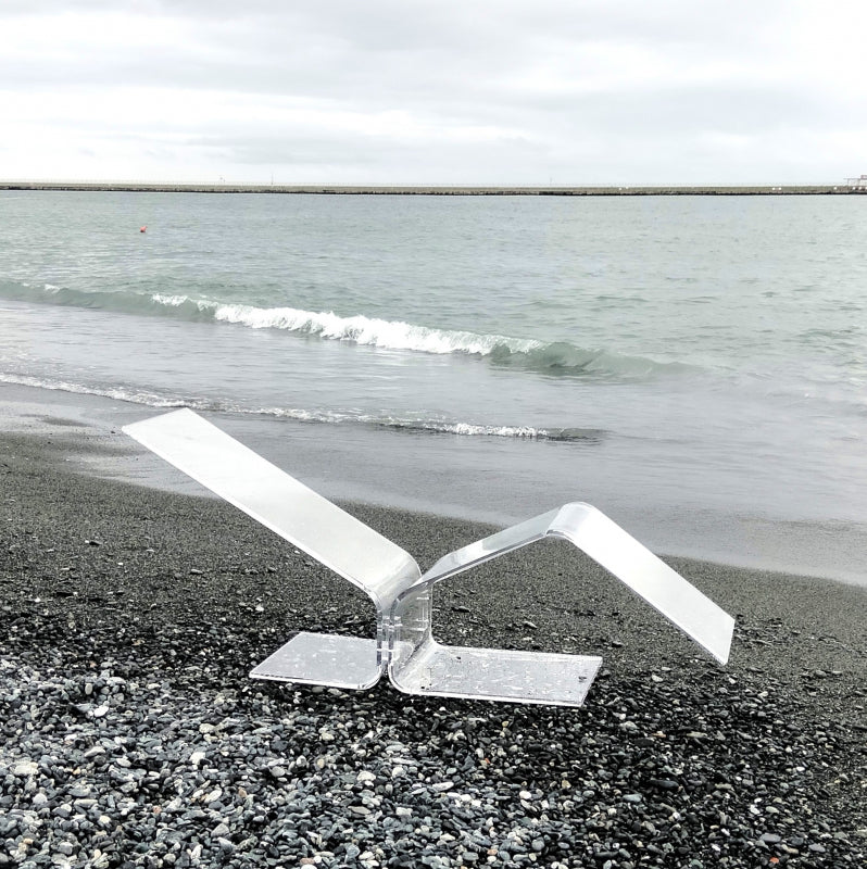Chaise Lounge in plexiglass
